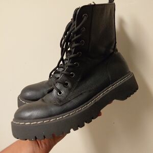 Unionbay Women's Black Faux Leather Lace Up Combat Boots Size 8